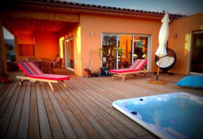 NEW Villa with JACUZZI, near St Cyprien beach